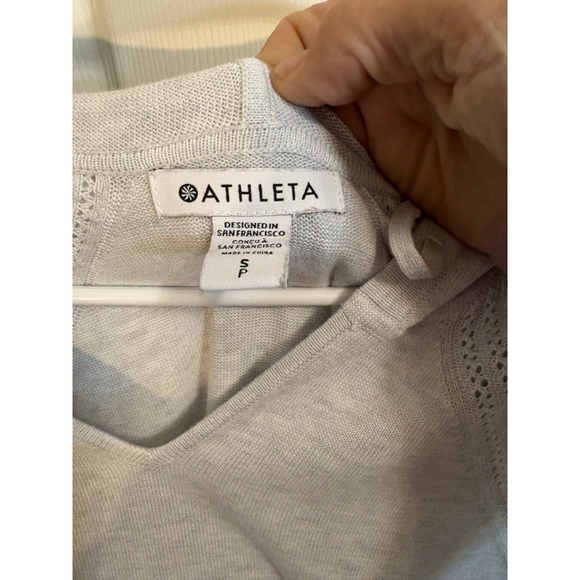 Athleta Lightweight Knit Hoodie Women’s Small Gray Athleisure Top - Picture 4 of 4